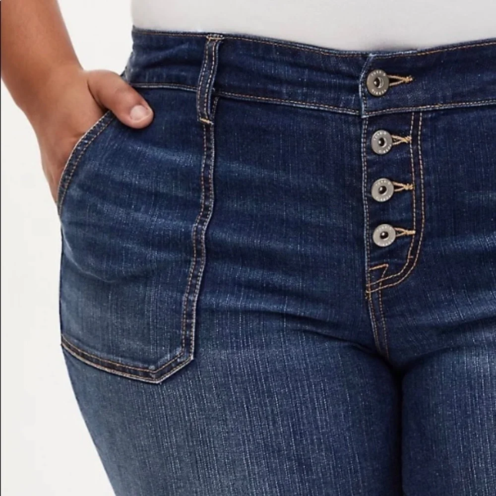 Torrid Mid Rise Skinny Vintage Stretch size 22